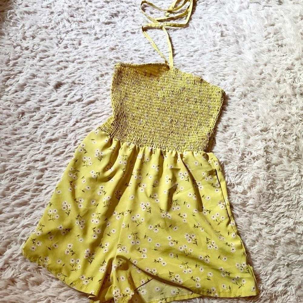 Butter Yellow Delicate Cottage Core Prairie Halter Romper Womens M Summer Boho